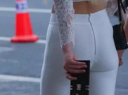 优雅的紧身包臀裙，衬托女性曼妙身材，穿出全新感觉！