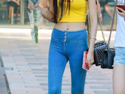 范冰冰薄纱裙明艳动人，未修图好显胖，网友：没有对比就没有差距