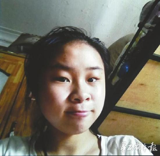 13岁的聋哑女孩夏云