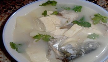 清炖鲤鱼汤