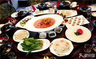 天竹<em>私房菜</em>6-8人<em>番茄牛尾</em>汤锅套餐【4.4折】_