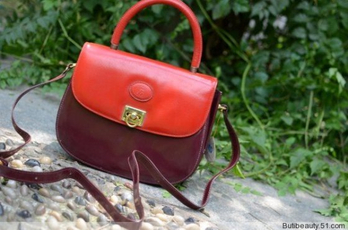 发条橙子 italy复古红色牛皮 金属环扣 buti古董包