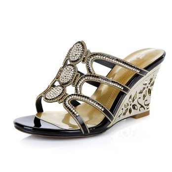 2013夏季新款女鞋甜美高跟鞋水钻凉拖鞋 凉鞋