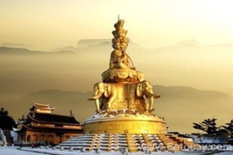 成都至峨眉山(金顶、半山)乐山大佛2日游