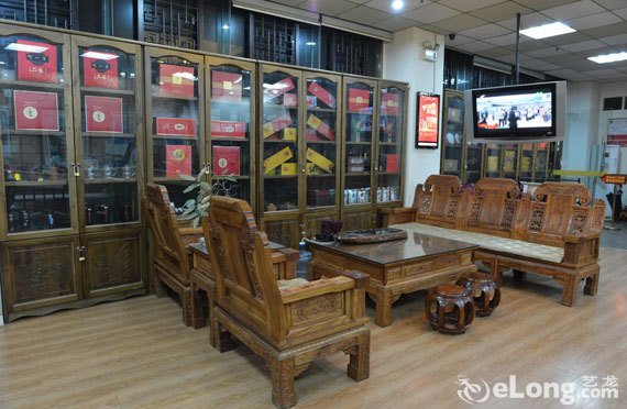 【科华北路 成都百年商务酒店】商务标间住宿