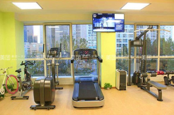 产后塑形私人教练课程体验套餐1次,提供免费W