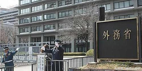 为什么中国人学日语很容易,而日本人学汉语就