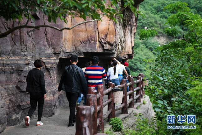 云台山:绿水丹峡入画来