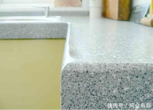 橱柜上面记得叮嘱工人装这个,能减少很多麻烦事,真懊悔发现晚了 第3张 橱柜上面记得叮嘱工人装这个,能减少很多麻烦事,真懊悔发现晚了-家居窝