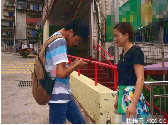 脑瘫男孩一个人的考场,考试院为他每科适当延