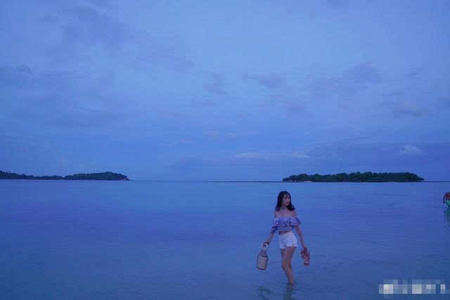 雷佳音老婆晒出游照身材让人羡慕画面美如海报！女儿也是个小美女
