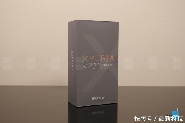 索尼Xperia XZ2 Premium开箱上手