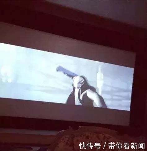 乔欣住3亿别墅,别墅停200辆车,这样的车库白三简约外观层现代顶级图片