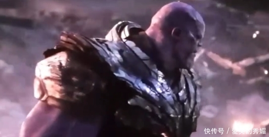 《复联4》为何钢铁侠打完响指,灭霸消失前看了