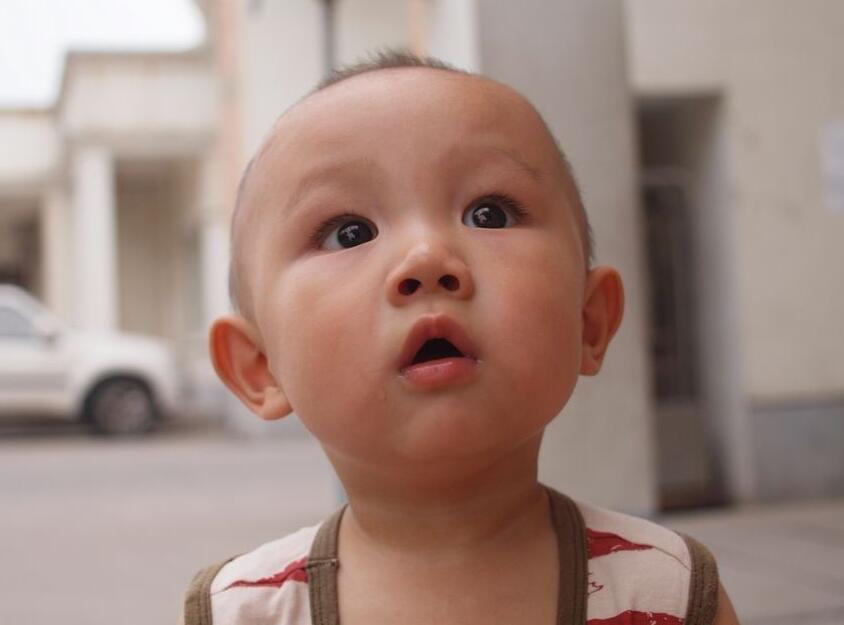 孩子多大才能听懂大人说的话?这个答案你意想