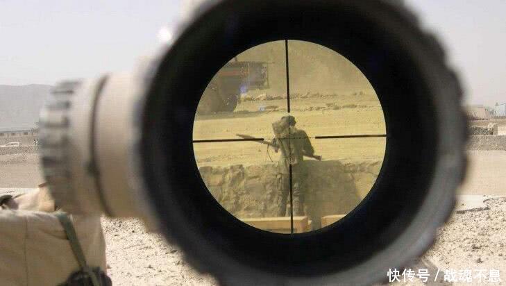 被狙击手盯上,怎样的神走位才能活命?这一招全