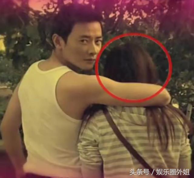 罗晋微博关注女演员李舜,随后取关,女方删两人