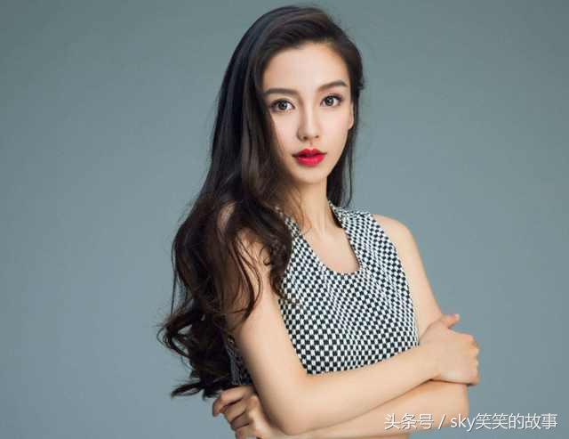 最败家的6位女星,一小时花掉80万,最后一位因