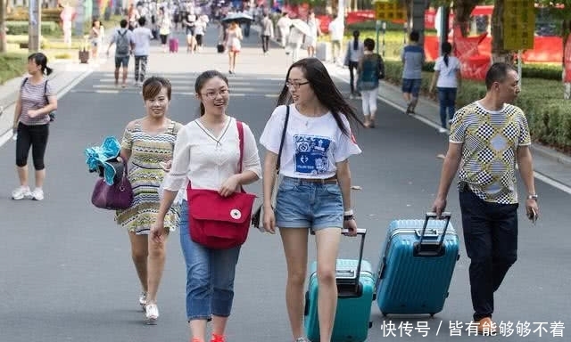 助学金发放时间