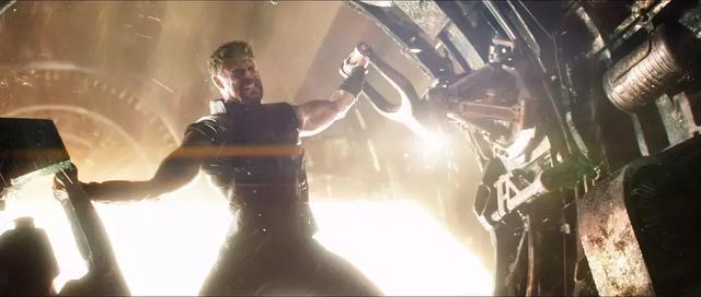 复联3无剧透影评,雷神美队抢镜,灭霸战力彪悍