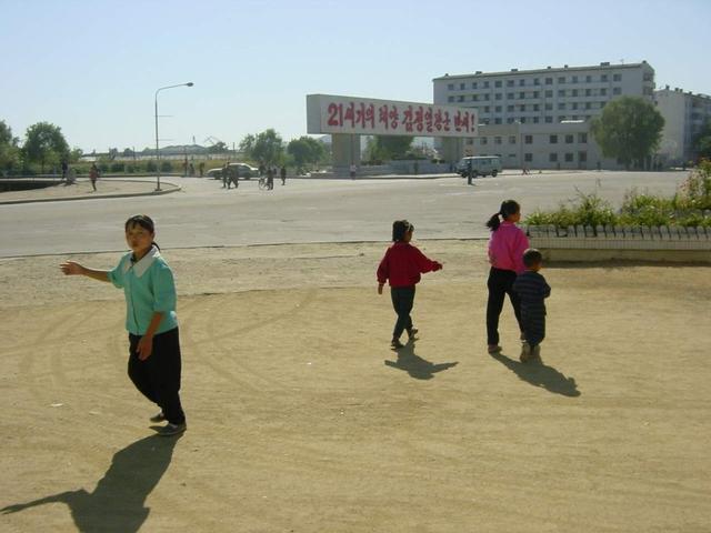 一名中国游客眼中的朝鲜,和导游口中的朝鲜差别有多大?