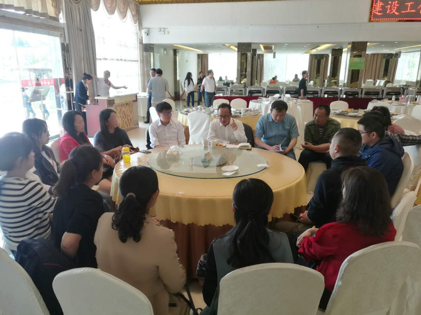 保山市圆满完成\"一部手机游云南\"第二批名片上传任务