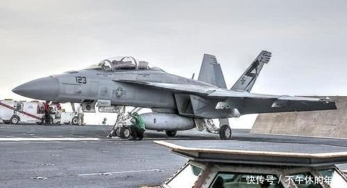 十万吨级航母中看不中用,电磁弹射是罪魁祸首