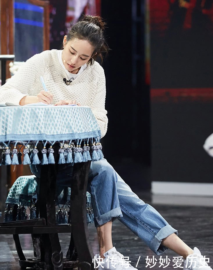 张钧宁的大长腿到底有多长,腿长到竟无处安放