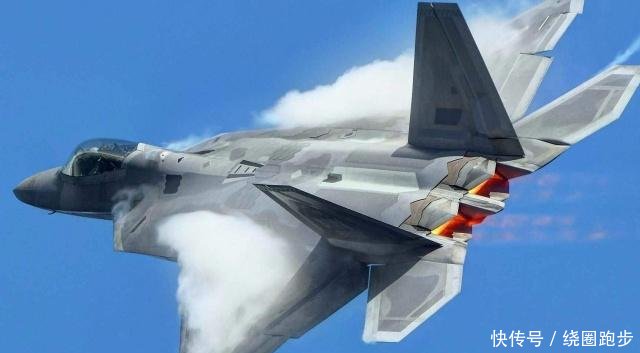 中国歼20战机亮相已超8年,边条翼为何要改为三