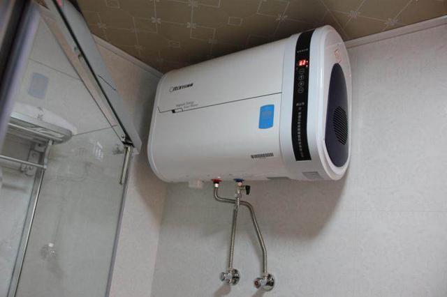 电热水器是什么原理_电热水器安装图(3)