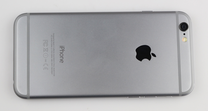 为什么苹果6灰色的屏幕没有黑框,屏幕顶部只有