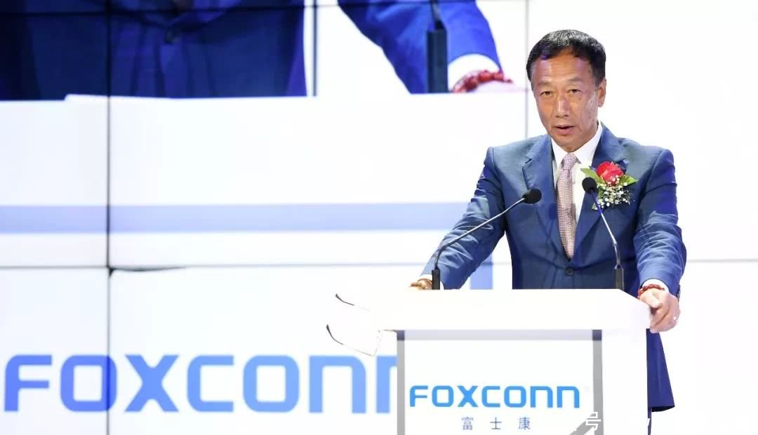 韩国瑜宣布不参加2020选举党内初选 台政客纷