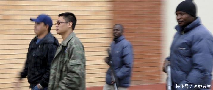 中国小伙在非洲最乱城市开安保公司, 却打出了