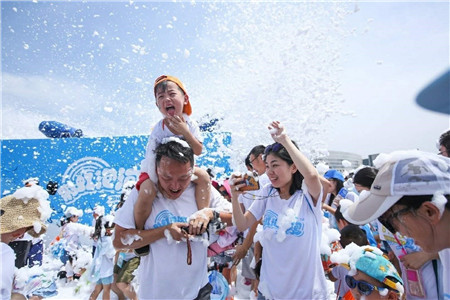 引爆夏日激情 公园水世界承包你一个夏日的清凉