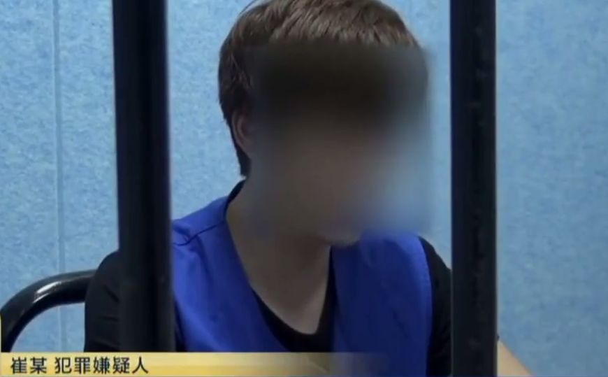 违规网约车拒查撞伤交警,滴哥:经济压力很大,查