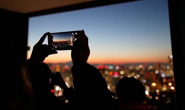 苹果iPhone8\/X买64G够用吗?让数据说话