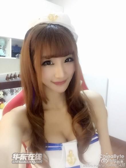 【斗鱼直播 小智约炮牛小蘑菇 电竞女王Miss私照