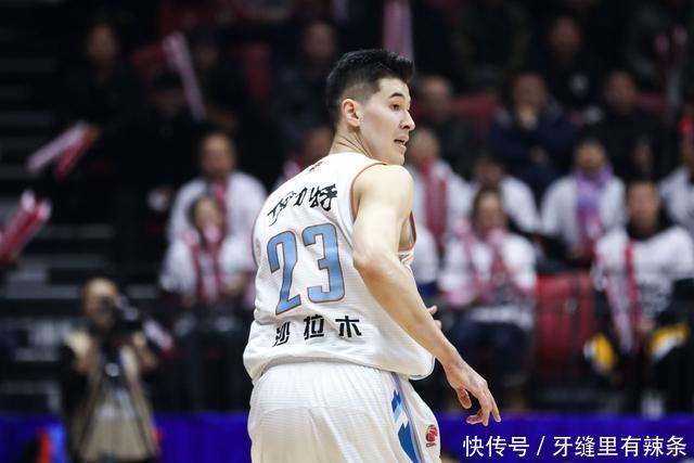 阿不都沙拉木赴美做手术