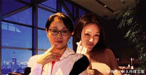 美国籍的情趣32岁导致,42岁爆红,却因成名失误剑灵女星时装补丁图片