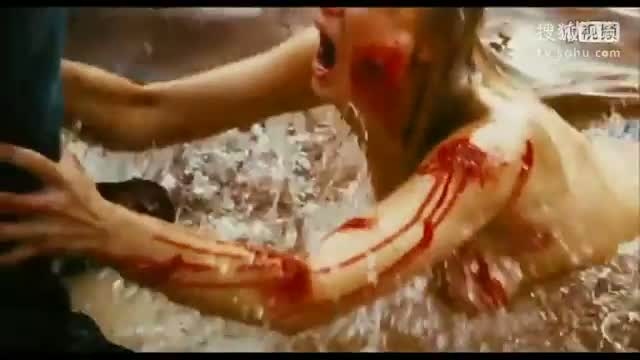 电影《食人鱼3d 》(丹妮尔帕娜贝克克里斯托弗洛伊德)预告片