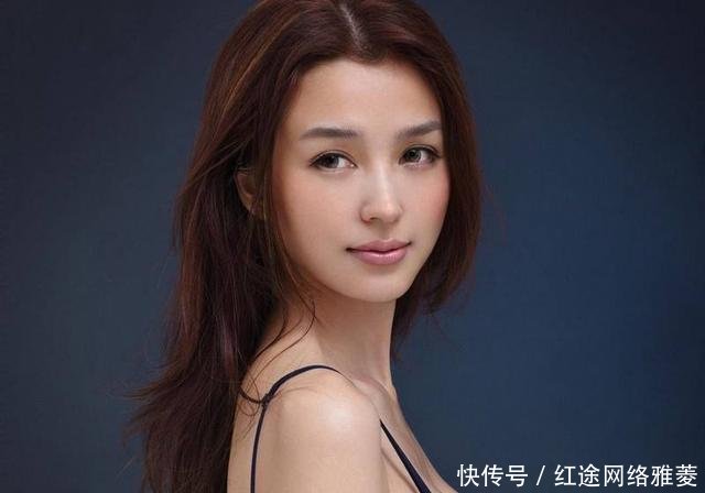 马化腾女儿近照曝光,传被王思聪追,老马辟谣商