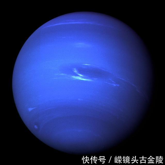 海王星再现神秘大黑斑，证实存在大气涡旋