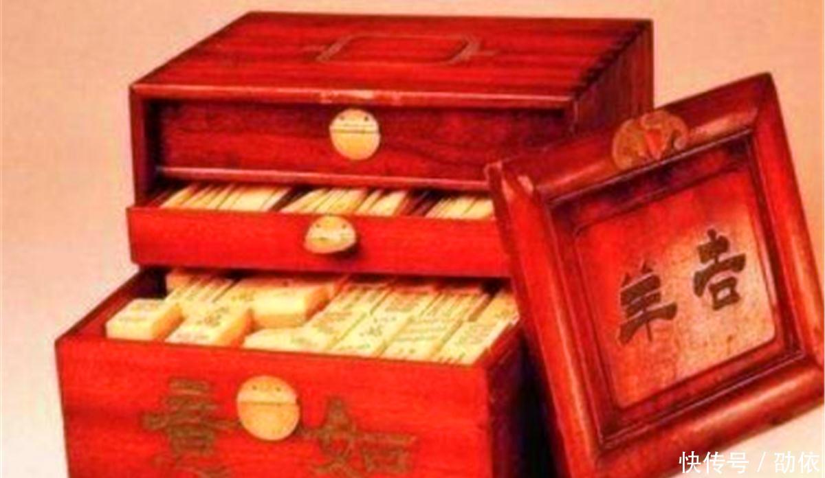 清朝后宫里一用品的三件女性一件至今很多人还情趣用品店红桥区天津图片