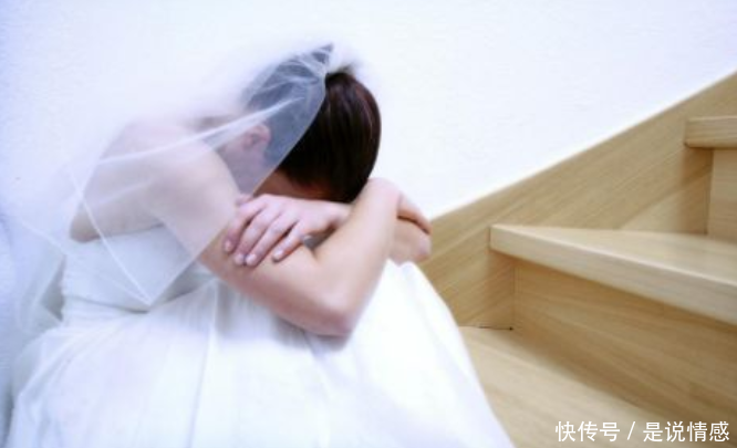 母亲陪嫁二十万,婆婆把房产证交给我,三年后看