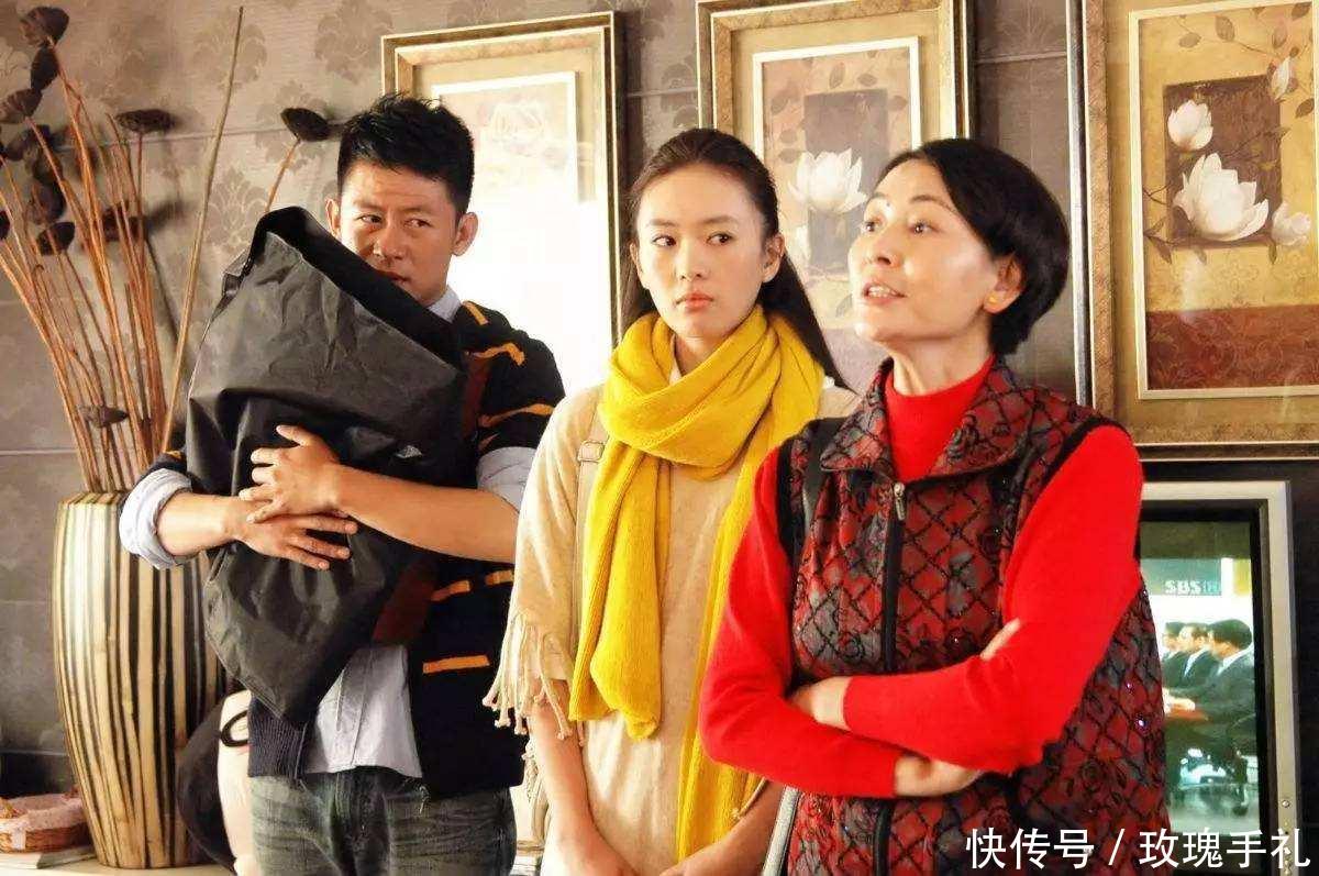 生孩后婆婆对我母女态度冷淡,电饭煲下的纸条