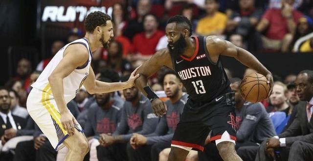 NBA TNT:勇士队和火箭队这场比赛有很大的水