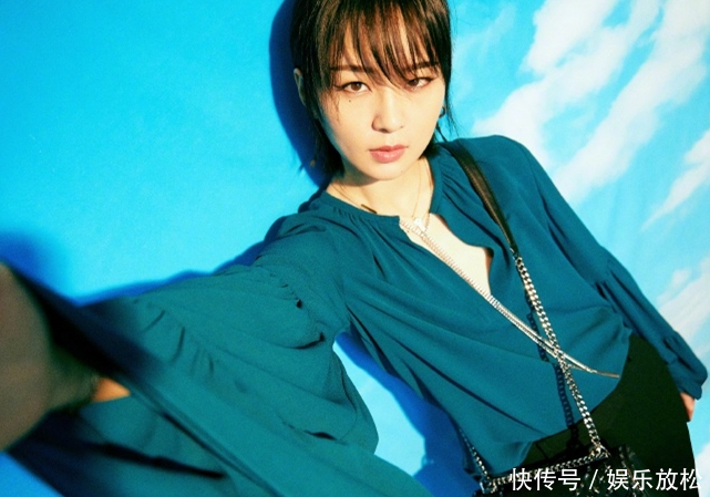 张梓琳与何穗身高只差4CM,可同为大牌的代言