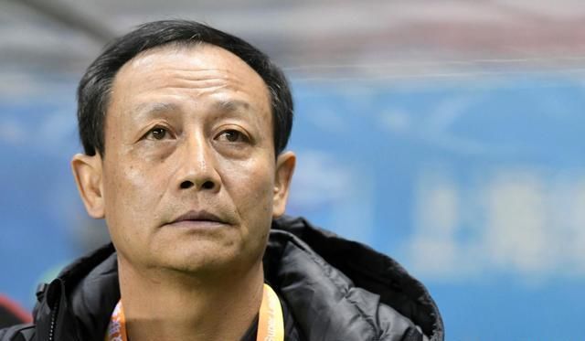 中超首轮:河南建业暂1-0大连一方!杨善平被红牌