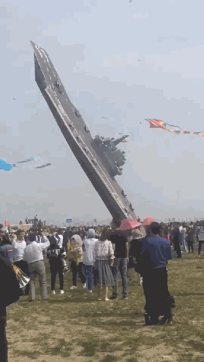 t01330dac586653a06b.gif?size=400x710