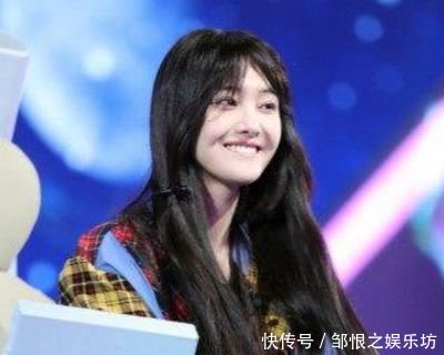 张恒承认与郑爽恋情,微博25字护女友怒怼黑粉